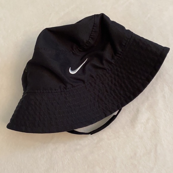 Nike | Bucket Hat
